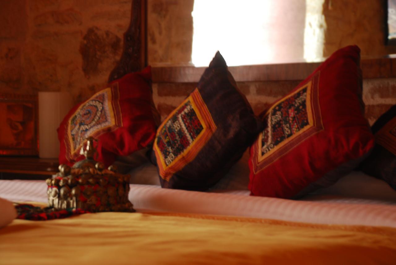 Foca Antik Otel ภายนอก รูปภาพ