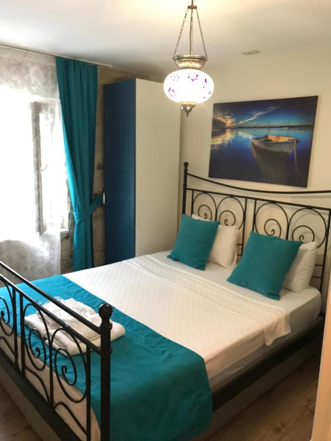 Foca Antik Otel ภายนอก รูปภาพ