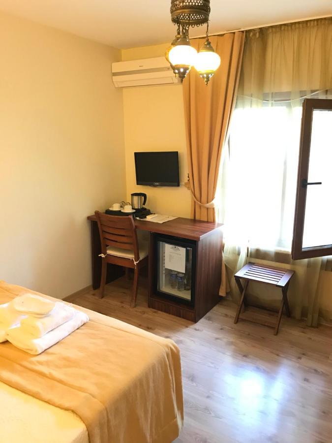 Foca Antik Otel ภายนอก รูปภาพ