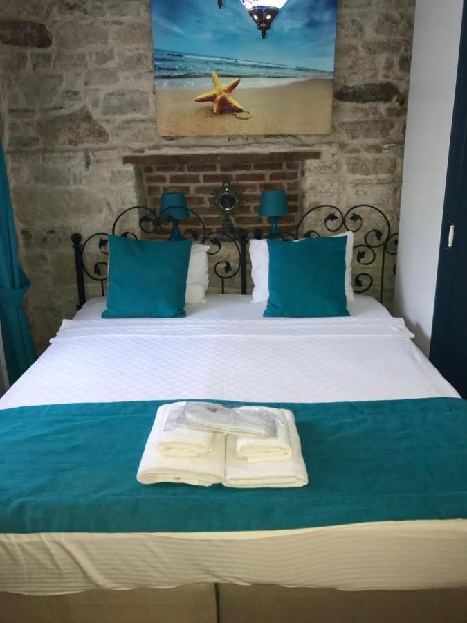 Foca Antik Otel ภายนอก รูปภาพ