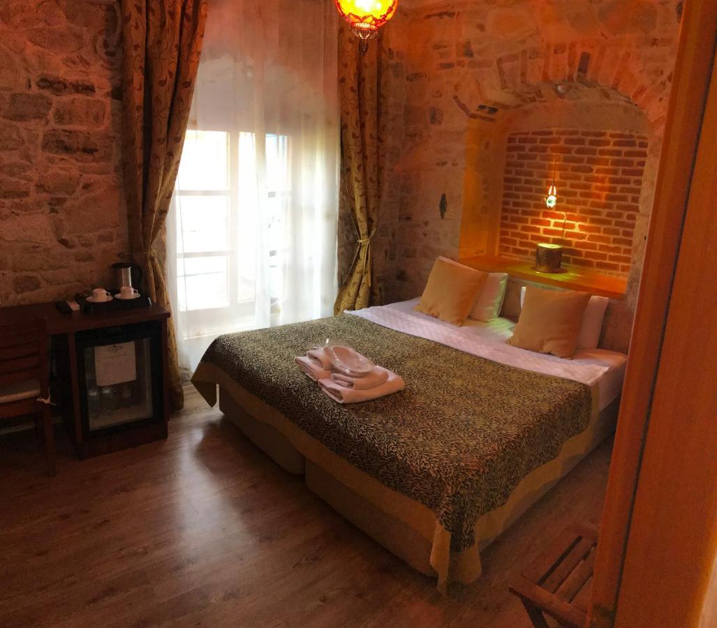 Foca Antik Otel ภายนอก รูปภาพ