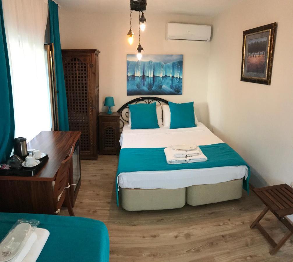 Foca Antik Otel ภายนอก รูปภาพ
