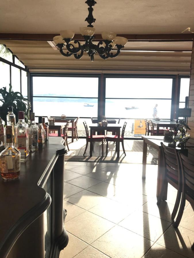 Foca Antik Otel ภายนอก รูปภาพ