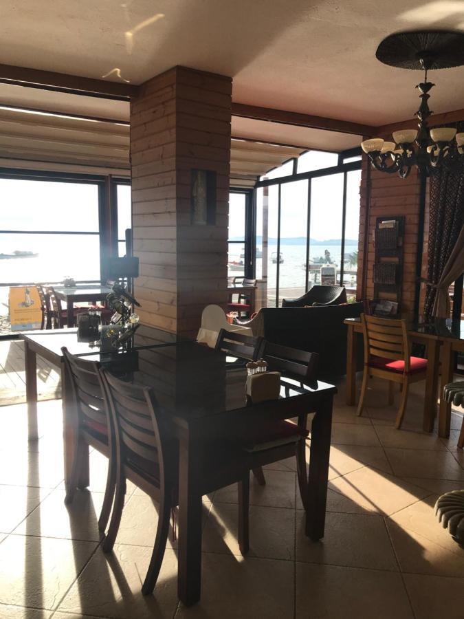Foca Antik Otel ภายนอก รูปภาพ